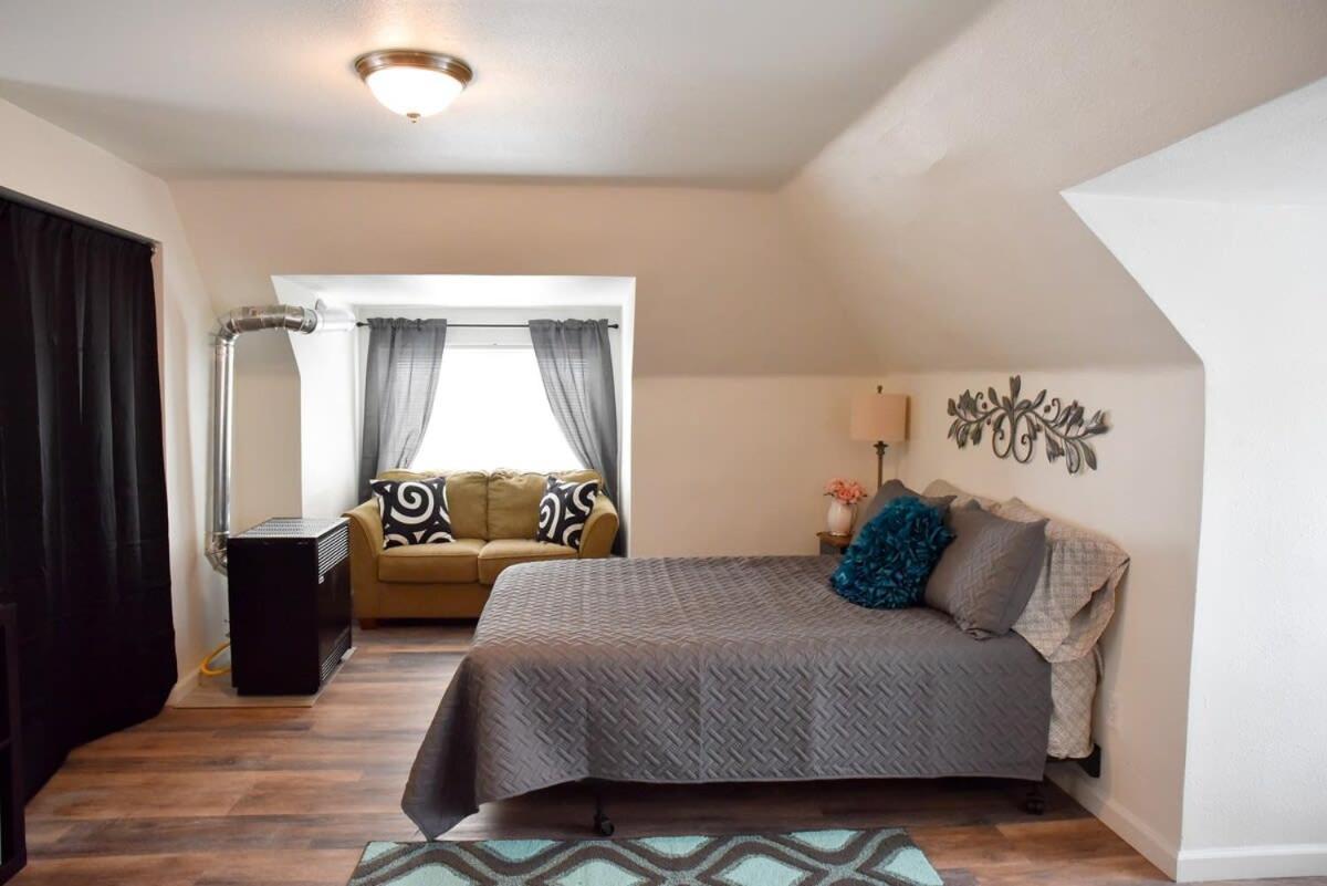 Unwind In A Bright Comfortable Apartment For 3 Pittsburgh Ngoại thất bức ảnh