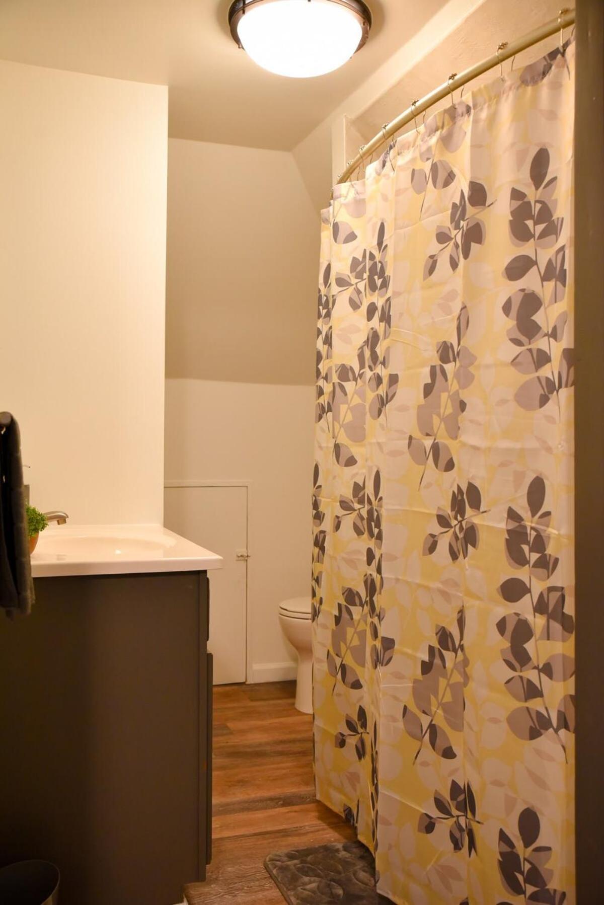 Unwind In A Bright Comfortable Apartment For 3 Pittsburgh Ngoại thất bức ảnh