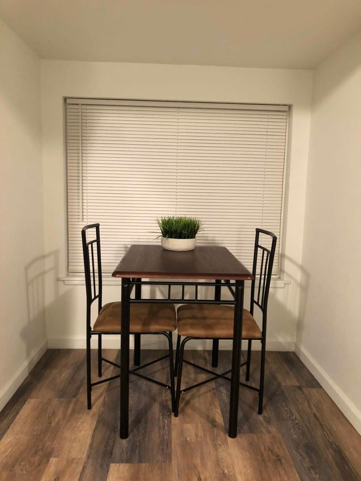Unwind In A Bright Comfortable Apartment For 3 Pittsburgh Ngoại thất bức ảnh