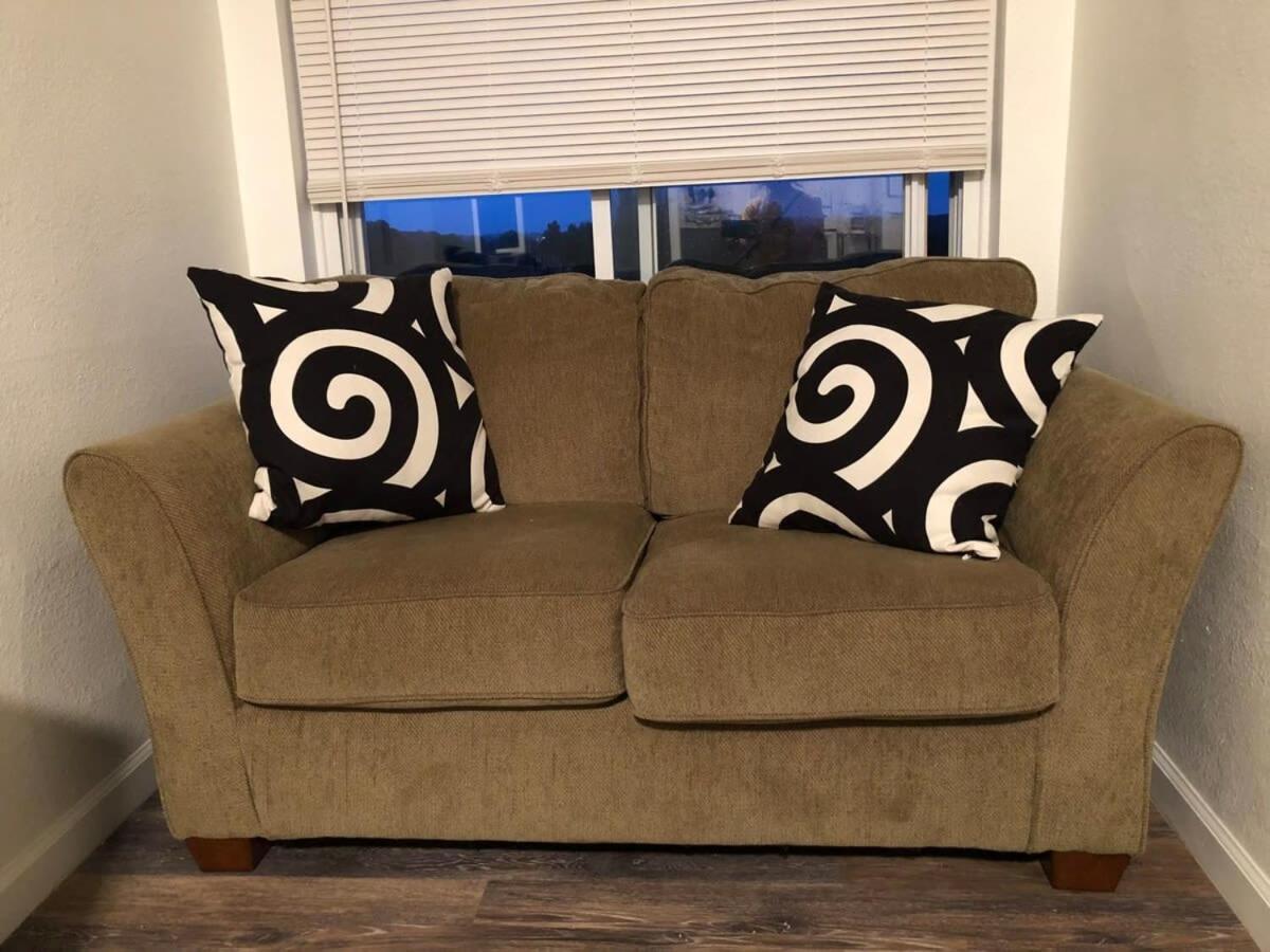 Unwind In A Bright Comfortable Apartment For 3 Pittsburgh Ngoại thất bức ảnh