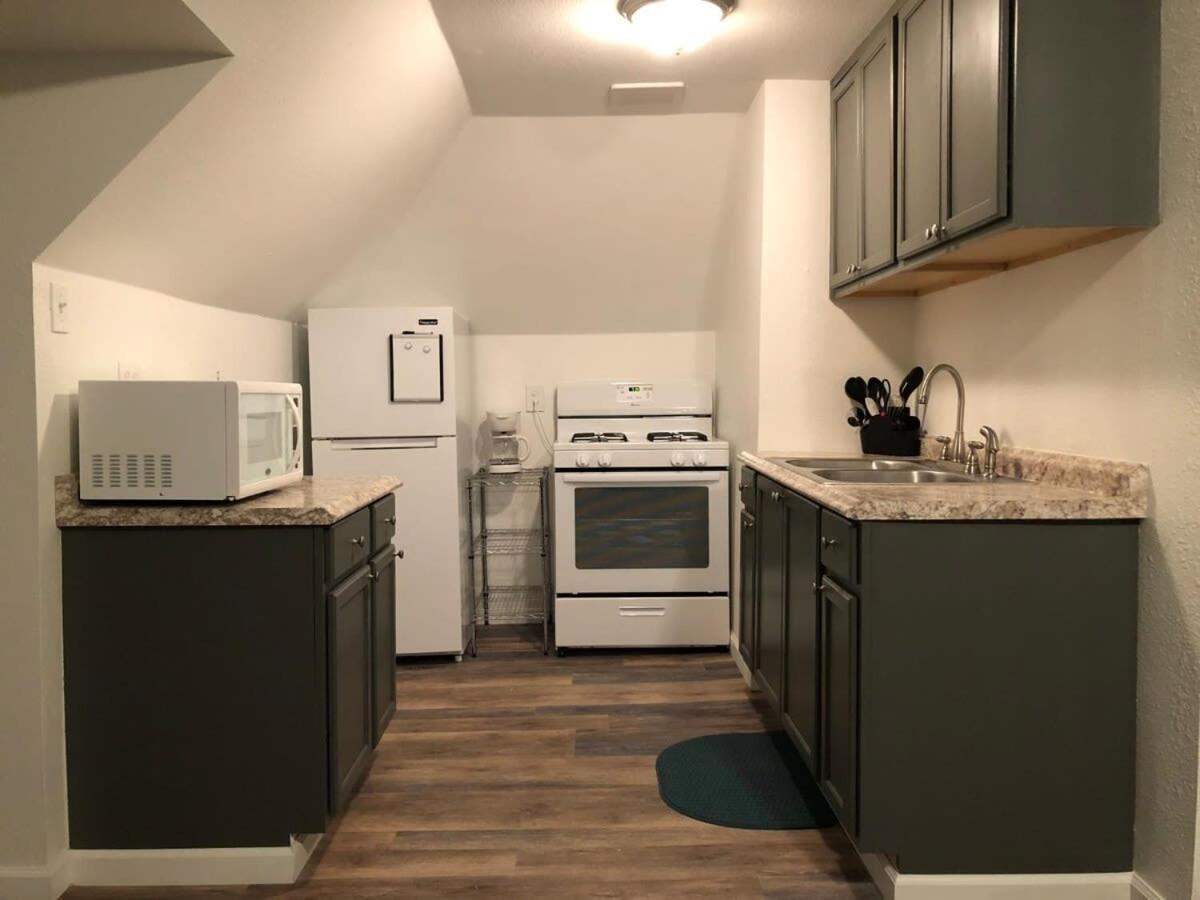 Unwind In A Bright Comfortable Apartment For 3 Pittsburgh Ngoại thất bức ảnh